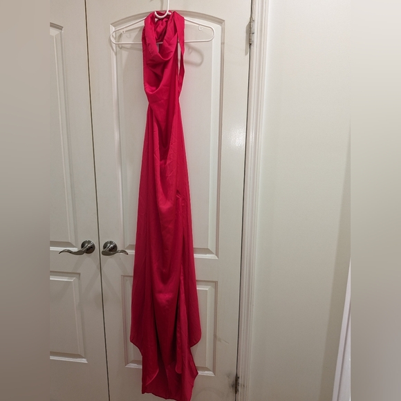 16. NWT BAOBAB X REVOLVE PROVIDENCIA MAXI DRESS IN FUSCHIA - Picture 4 of 6